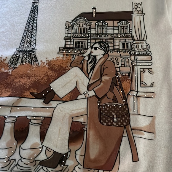 Love + Lace Cream Paris Graphic Cozy Sweater Top Size Small sequins soft cute - Picture 12 of 12